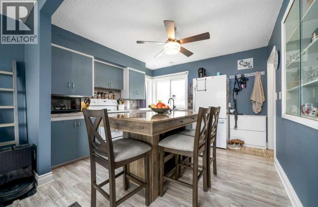 343 10 Street SW - 8