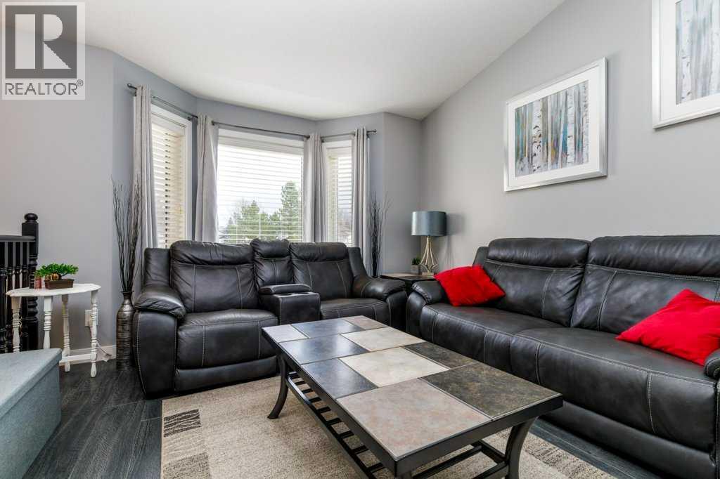 898 Ramage Crescent - 5