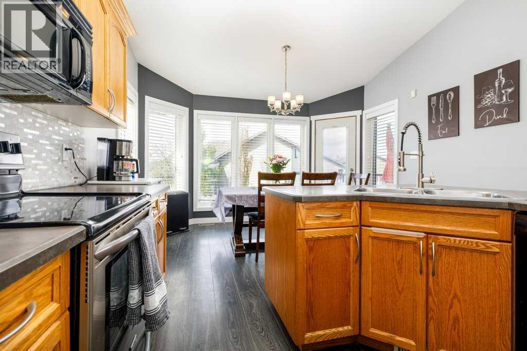 898 Ramage Crescent - 10