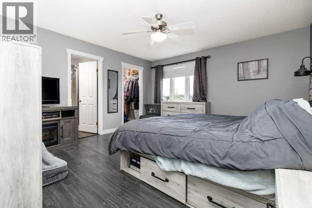 898 Ramage Crescent - 22