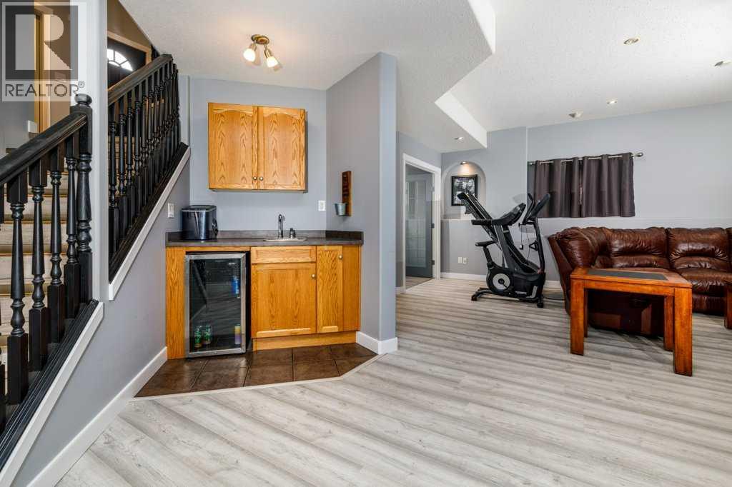 898 Ramage Crescent - 26