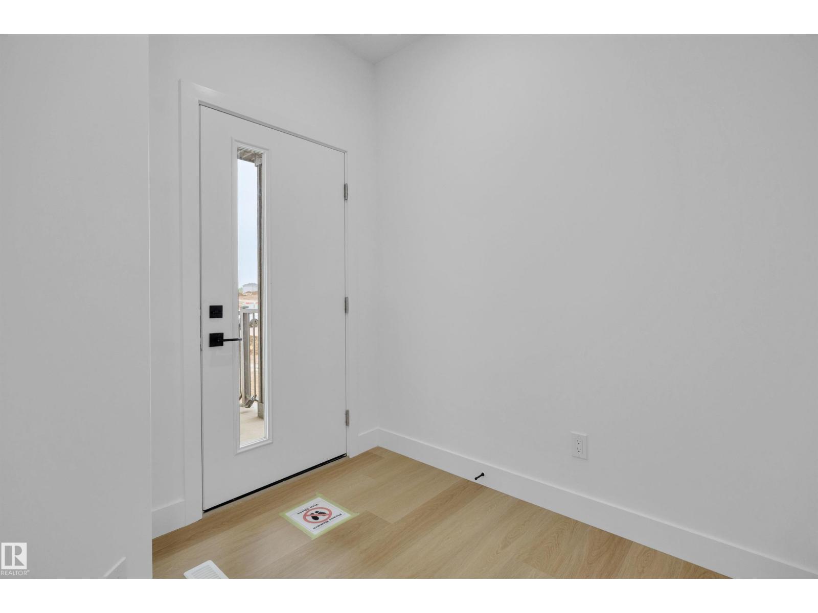 700 Bank DR — photo 6