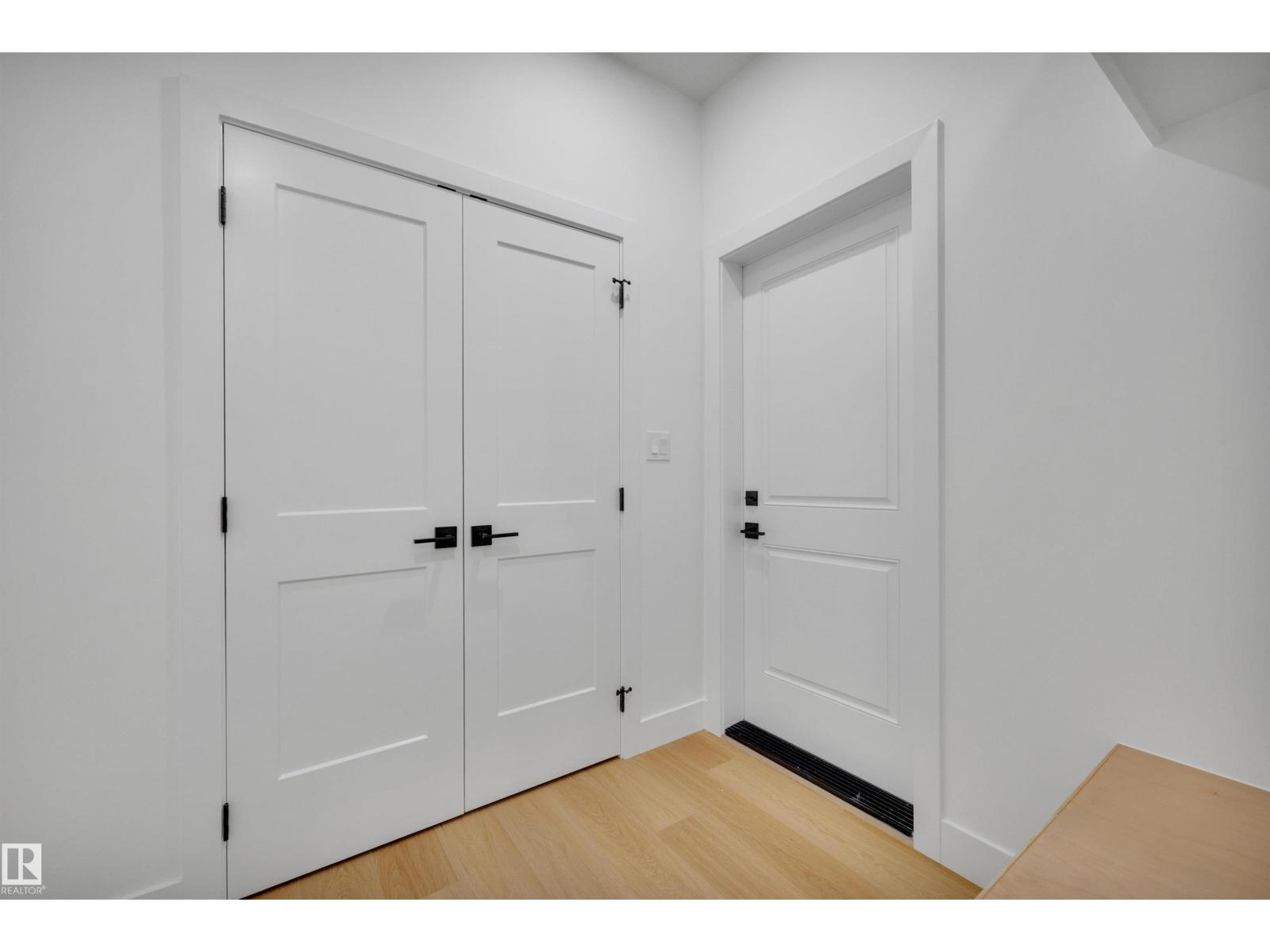 700 Bank DR — photo 30