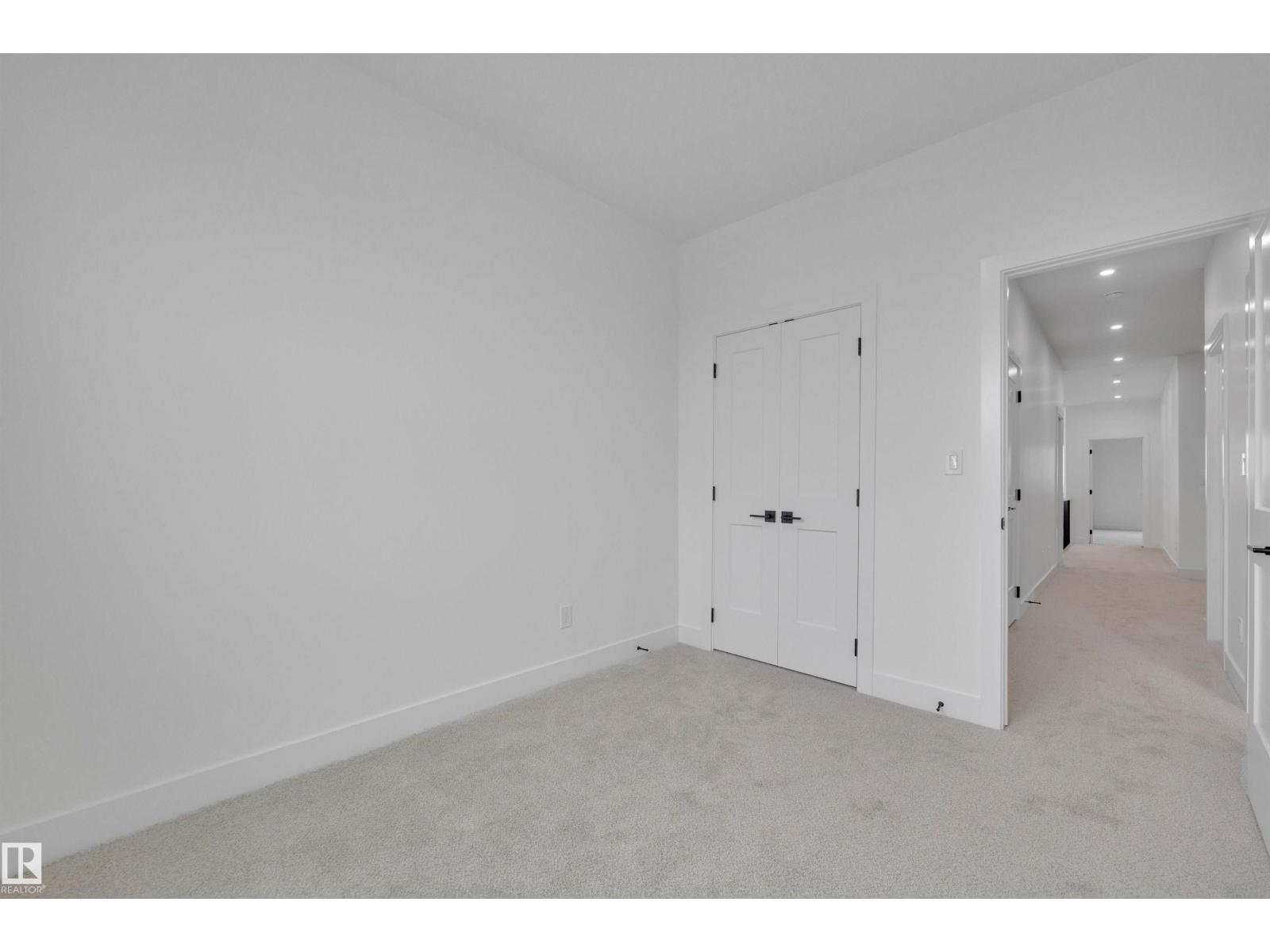 700 Bank DR - 48