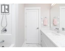 1243 Flint Ave, Langford, BC V9B0Y6 Photo 17