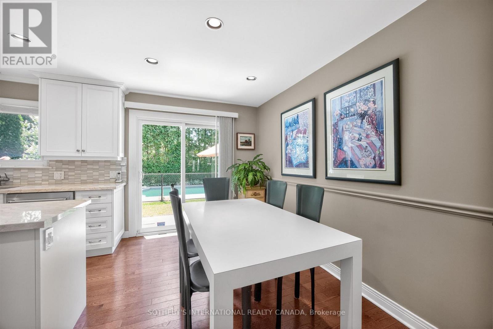 25 GOSSAMER AVENUE - 10