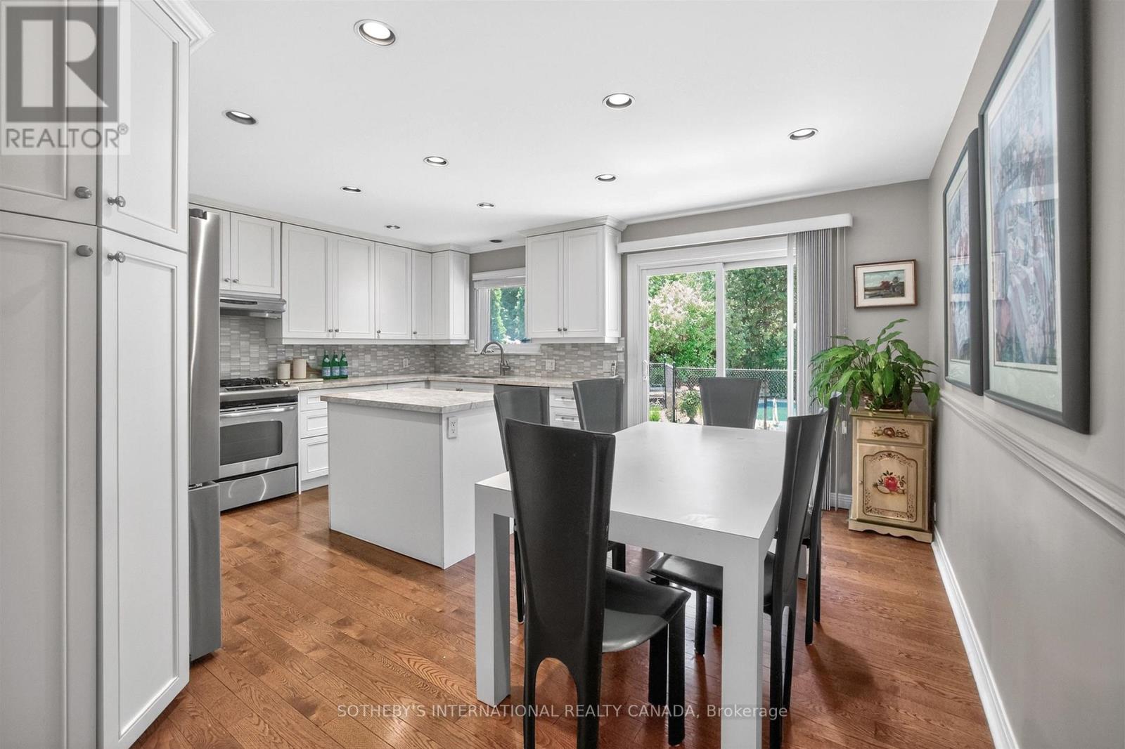 25 GOSSAMER AVENUE - 8