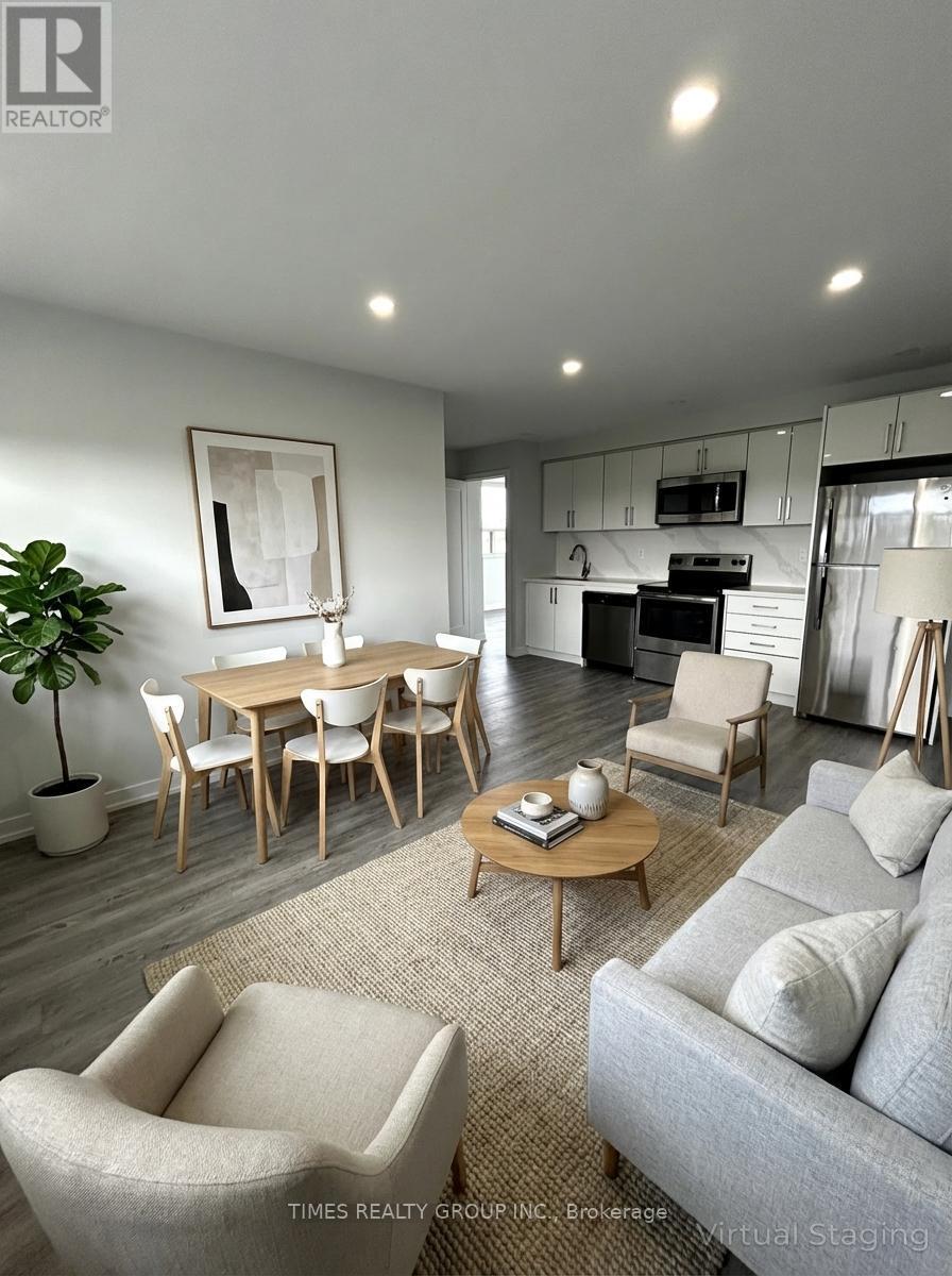Listing photo of 202 - 15 WALMER ROAD