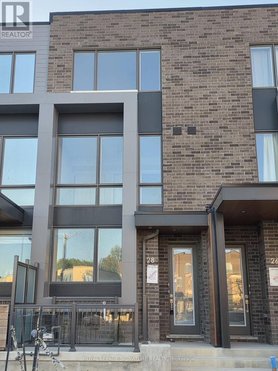 Listing photo of 28 GREEN GARDENS BOULEVARD
