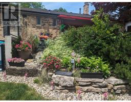 Upper Level (only) - 184 Dundas Street E, Hamilton, ON L8N2Z7 Photo 10