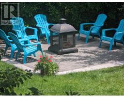 Sunroom - Upper Level (only) - 184 Dundas Street E, Hamilton, ON L8N2Z7 Photo 9