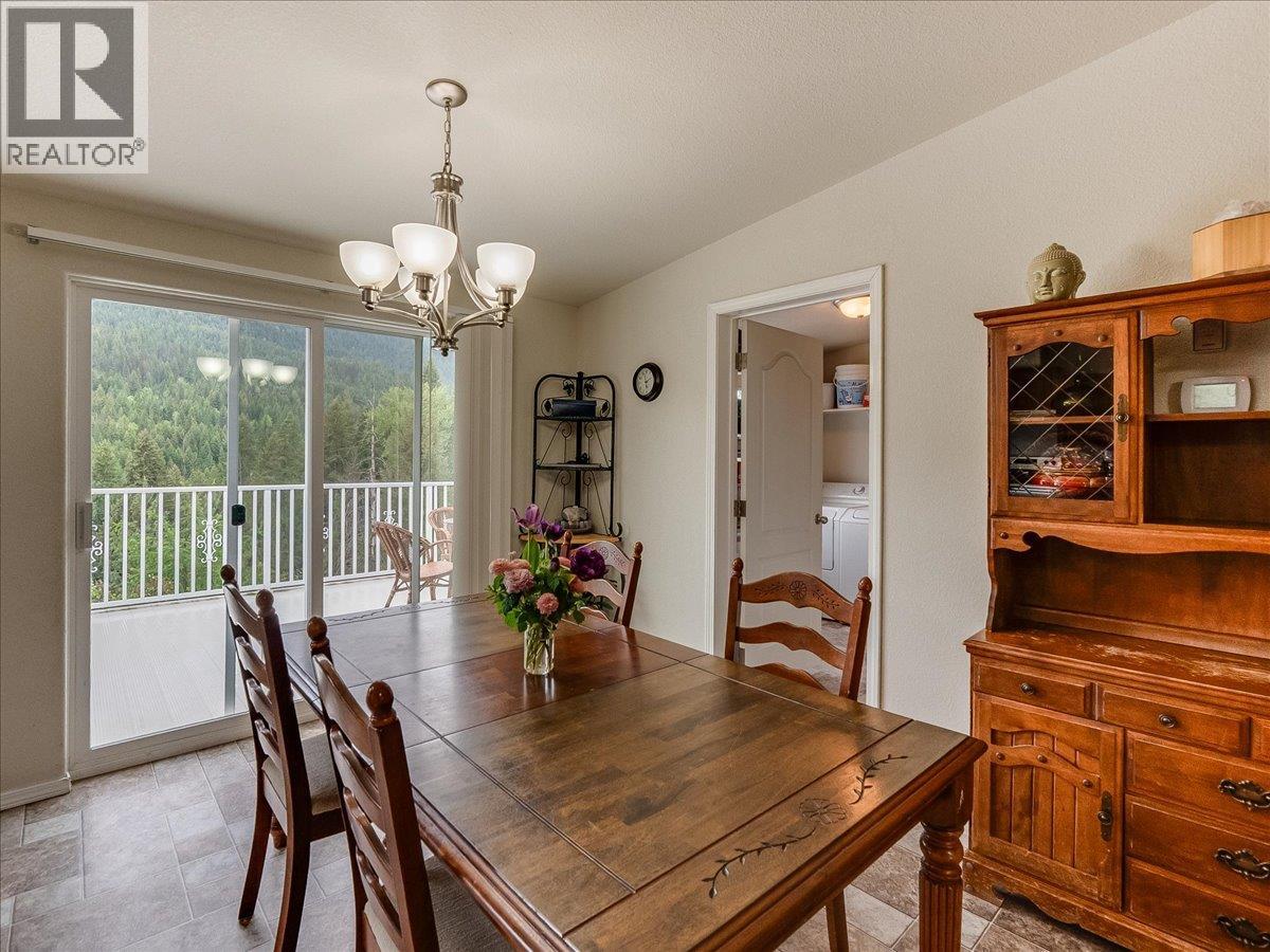 3752 Krestova Cemetery Road - 31