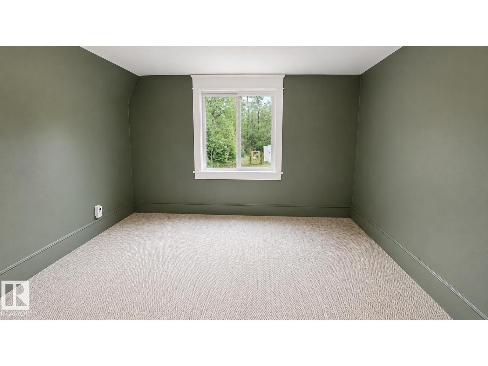 #121 22560 WYE RD - 12