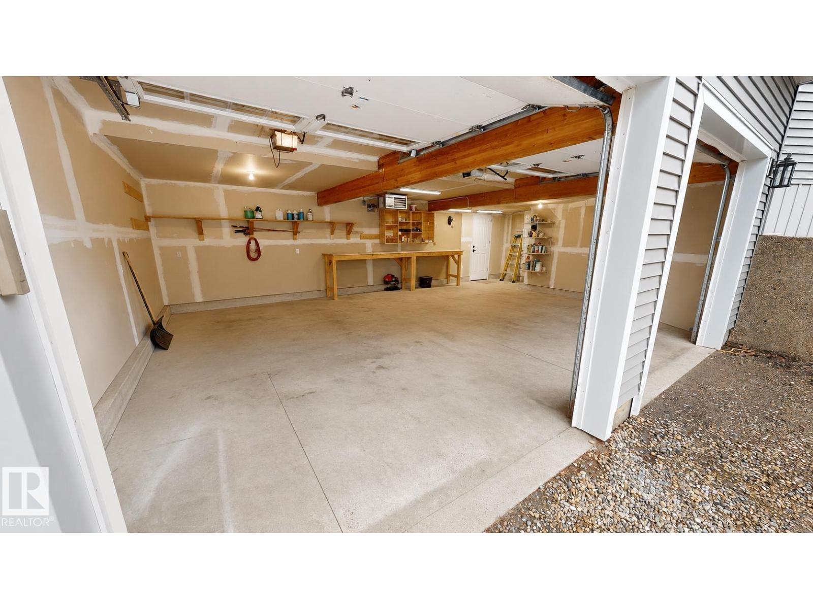#121 22560 WYE RD - 24