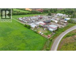 1415 Dyffryn Road, Lumby, BC V0E2G0 Photo 40
