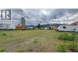 1415 Dyffryn Road, Lumby, BC V0E2G0 Photo 49