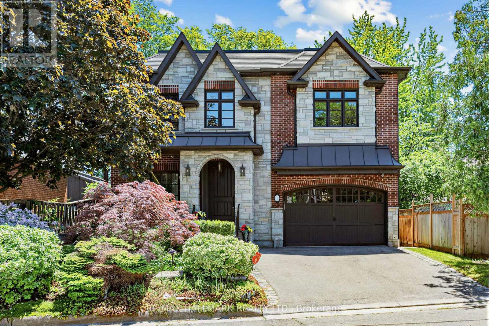 Listing photo of 1 DUSTAN CRESCENT
