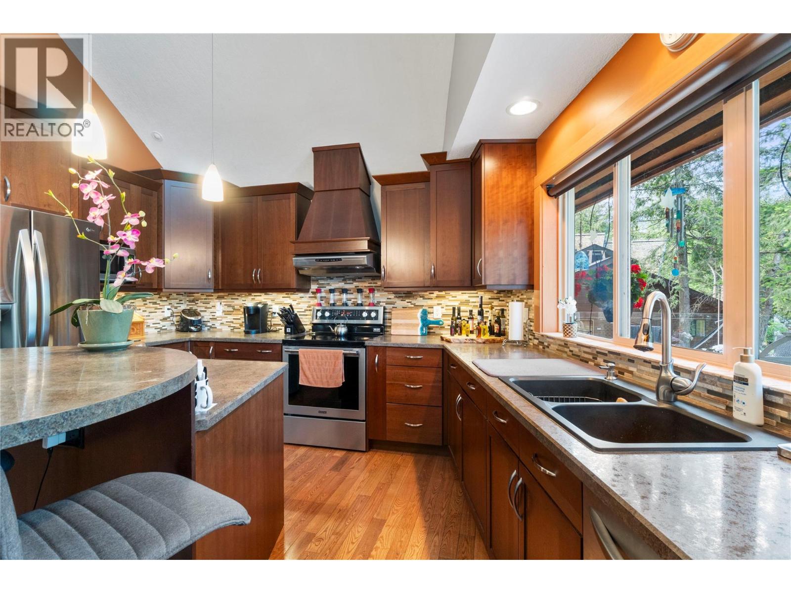 #25 2741 Rawson Road - 18