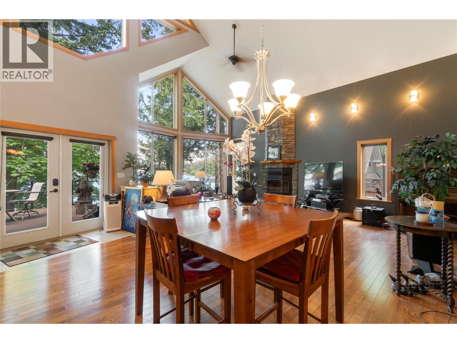 #25 2741 Rawson Road - 24