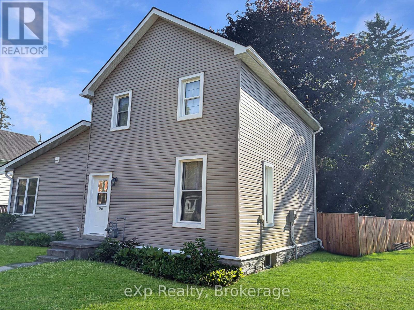 370 6TH AVENUE - 3