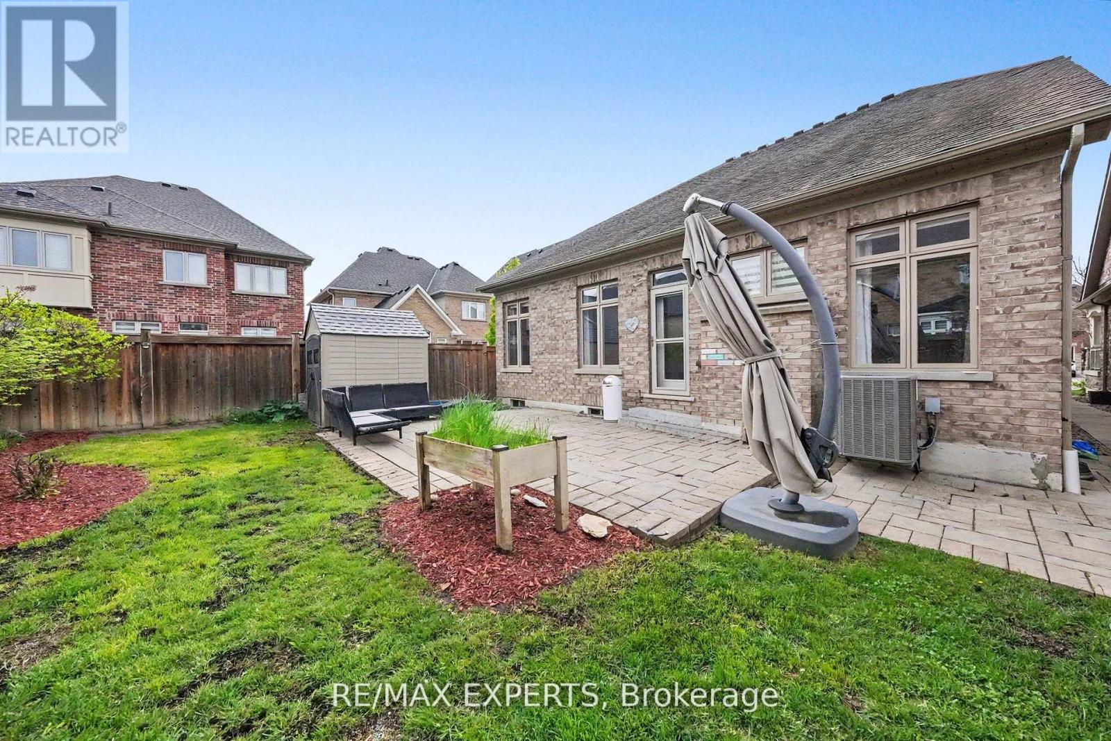 4 SIM HILL CRESCENT - 47
