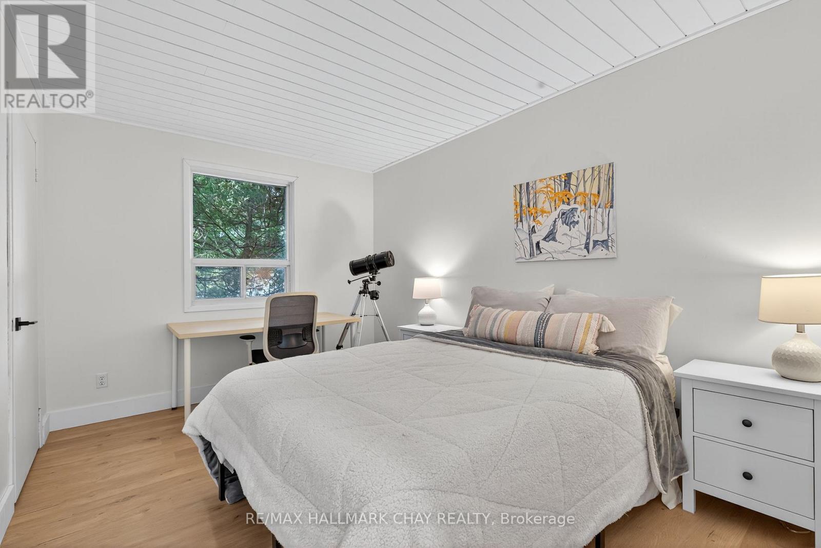 43 MOON POINT ROAD - 32