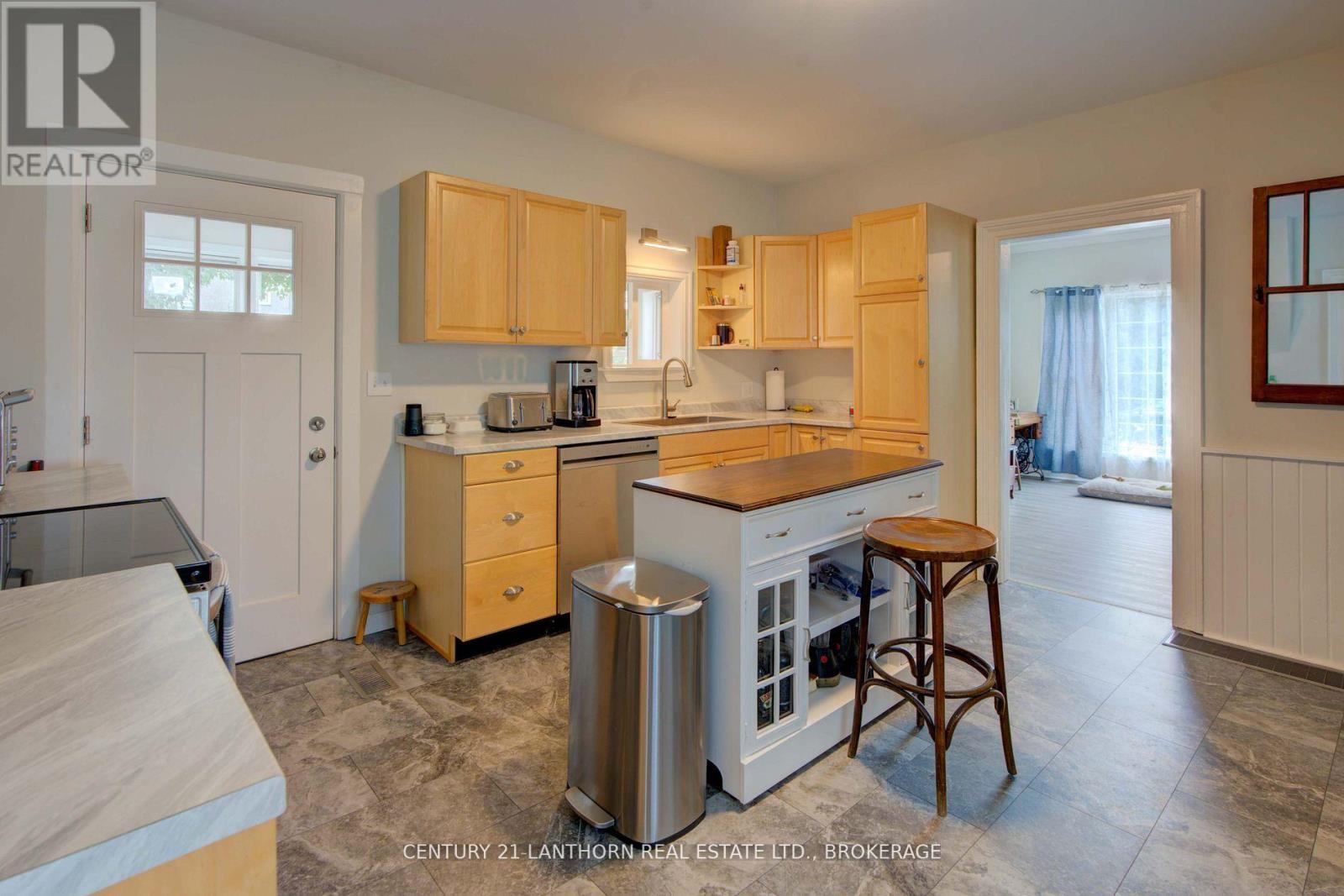 5995 COUNTY ROAD 41 - 10