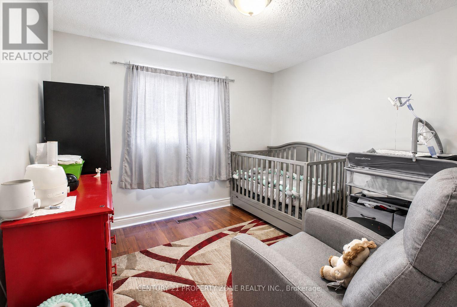 7652 ROSELLE CRESCENT - 13