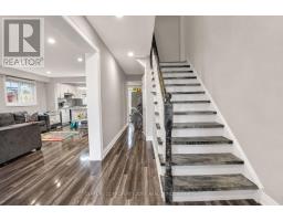 7652 Roselle Crescent, Mississauga, ON L4T3N2 Photo 16
