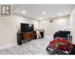 7652 Roselle Crescent, Mississauga, ON L4T3N2 Photo 19