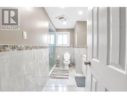 7652 Roselle Crescent, Mississauga, ON L4T3N2 Photo 23