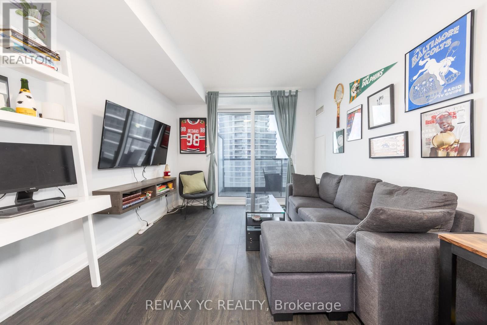 Listing photo of 2604 - 30 GIBBS ROAD