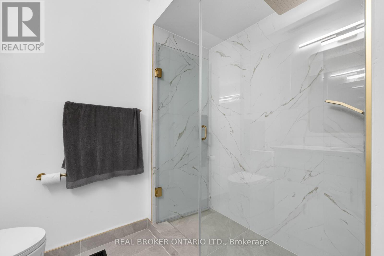 4326 WATERFORD CRESCENT - 28
