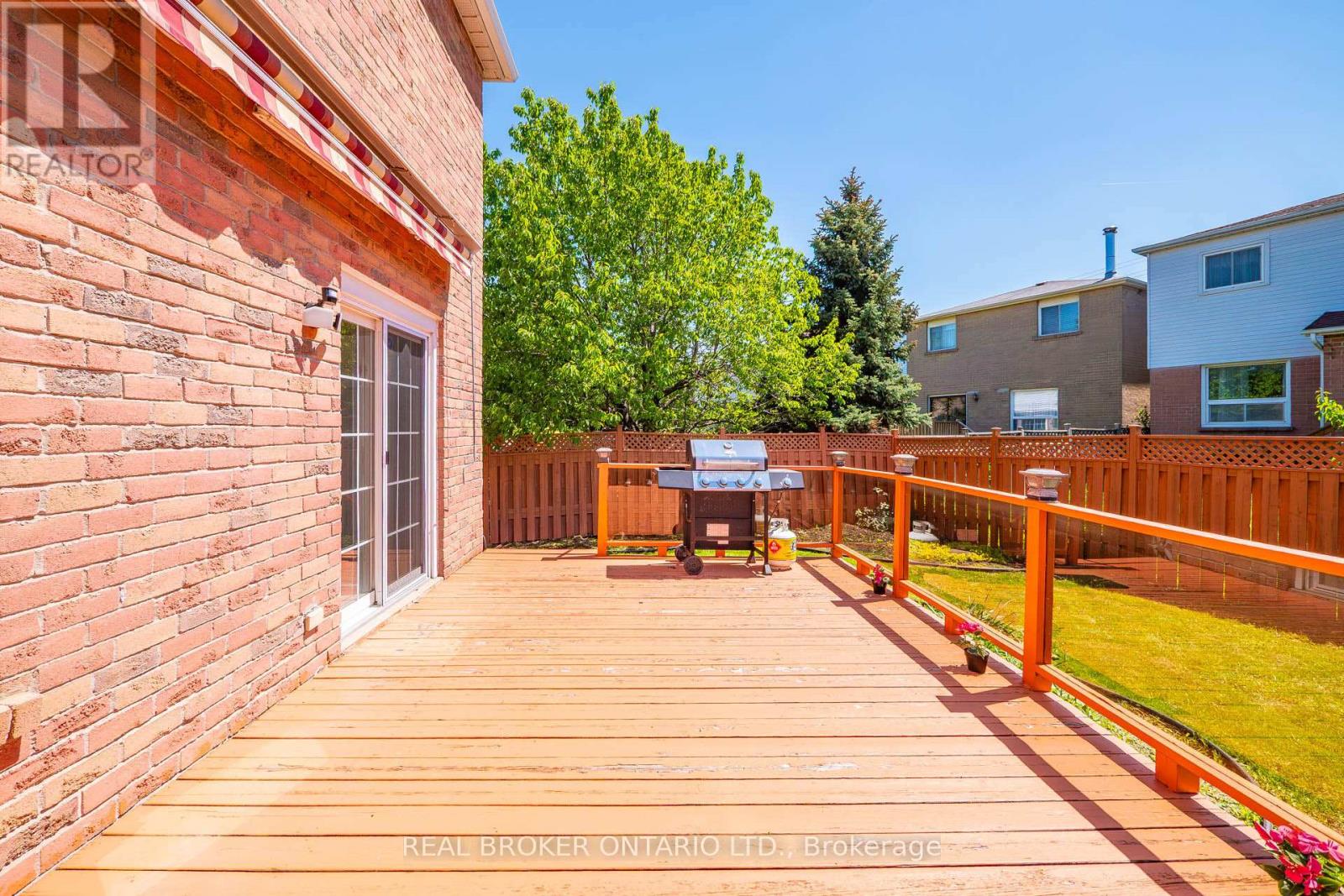 4326 WATERFORD CRESCENT - 47