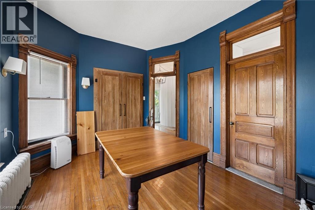149 YOUNG Street - Image 22