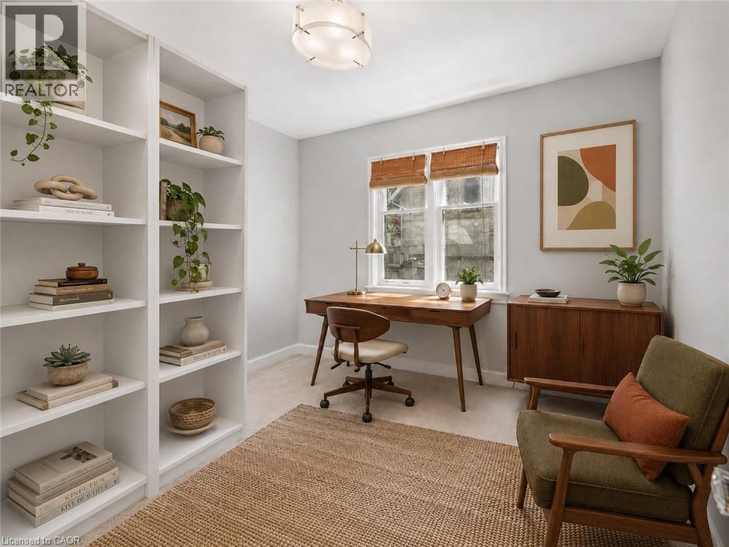 149 YOUNG Street - Image 15
