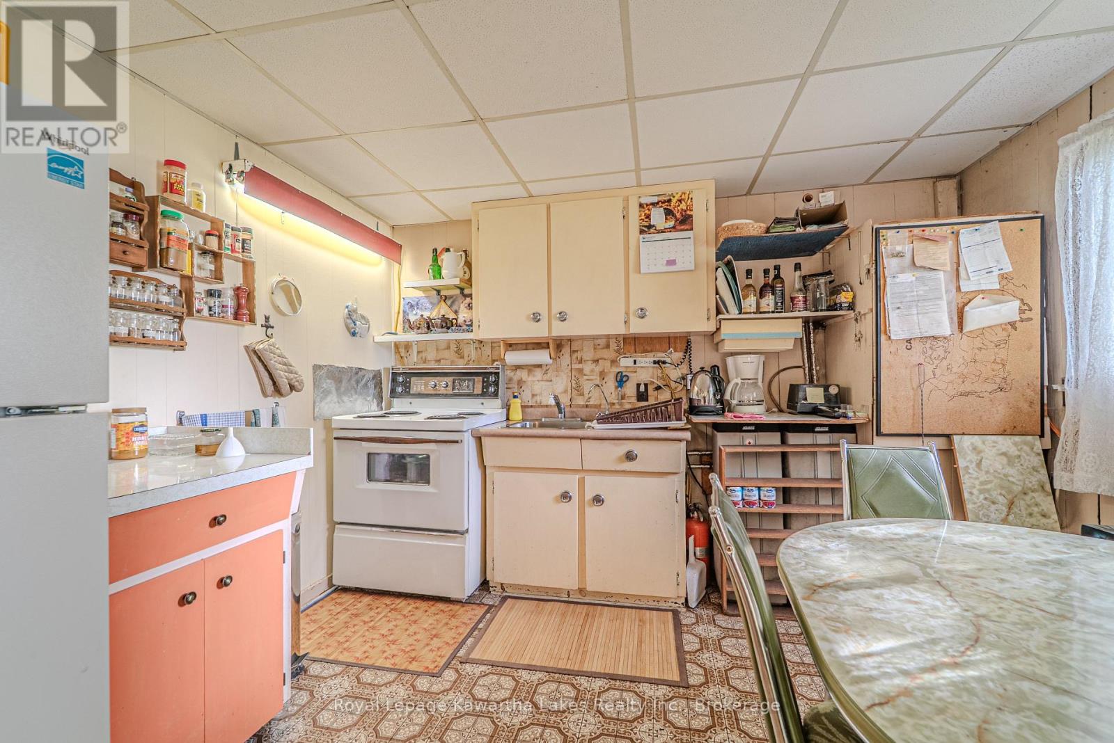 244 O'REILLY LANE - 13