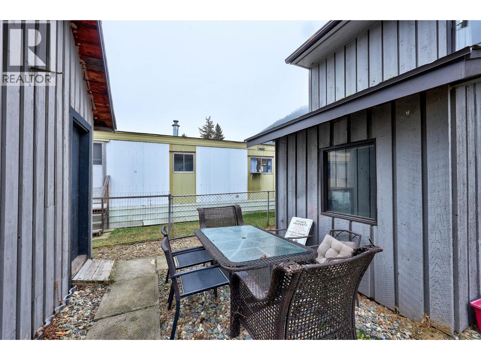 1026 HILLSIDE Avenue - 19