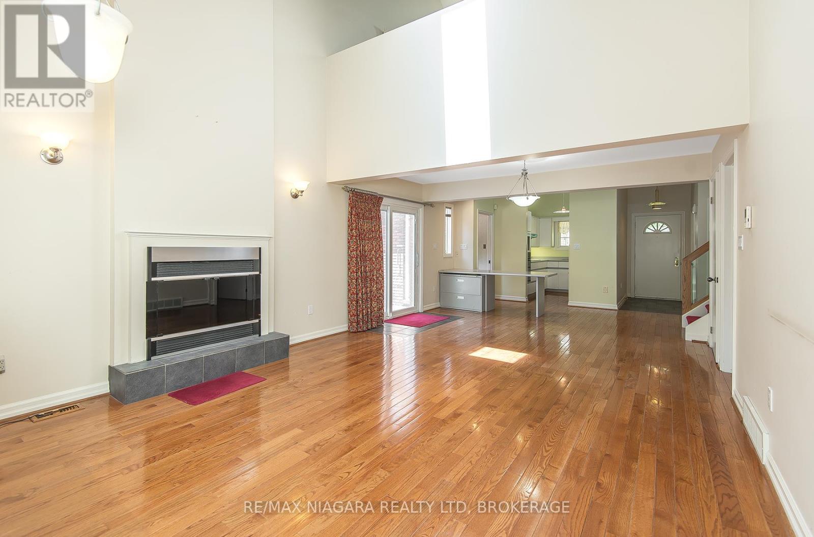 6254 GORE STREET - 10