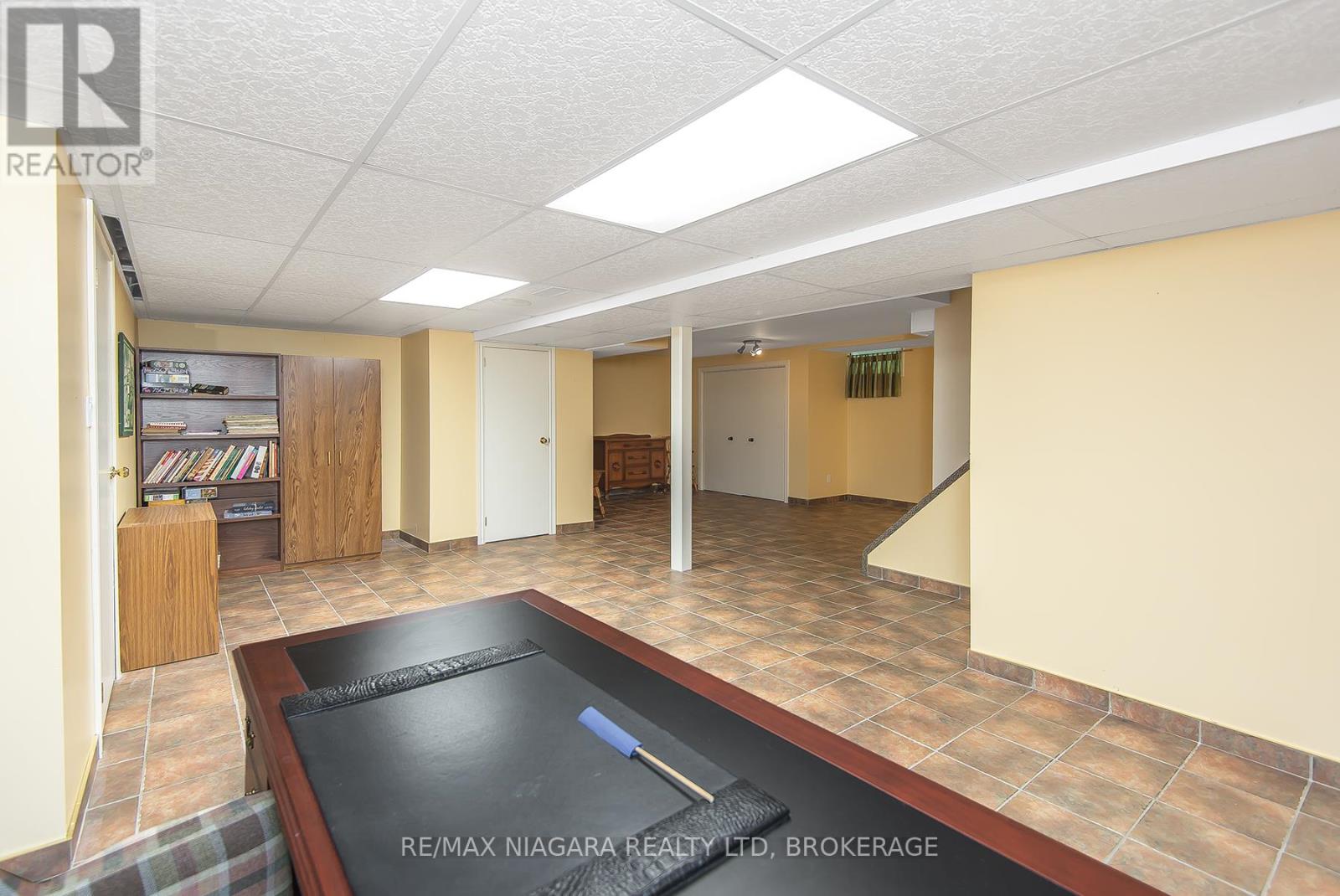 6254 GORE STREET - 25