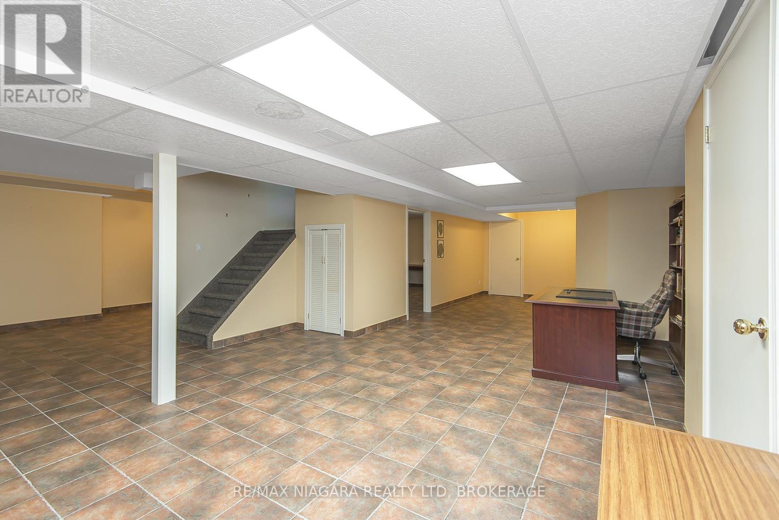 6254 GORE STREET - 26
