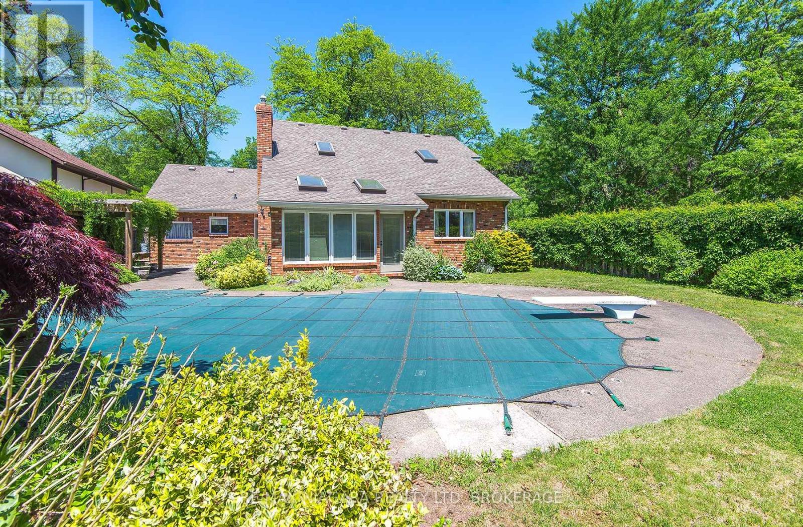 6254 GORE STREET - 33