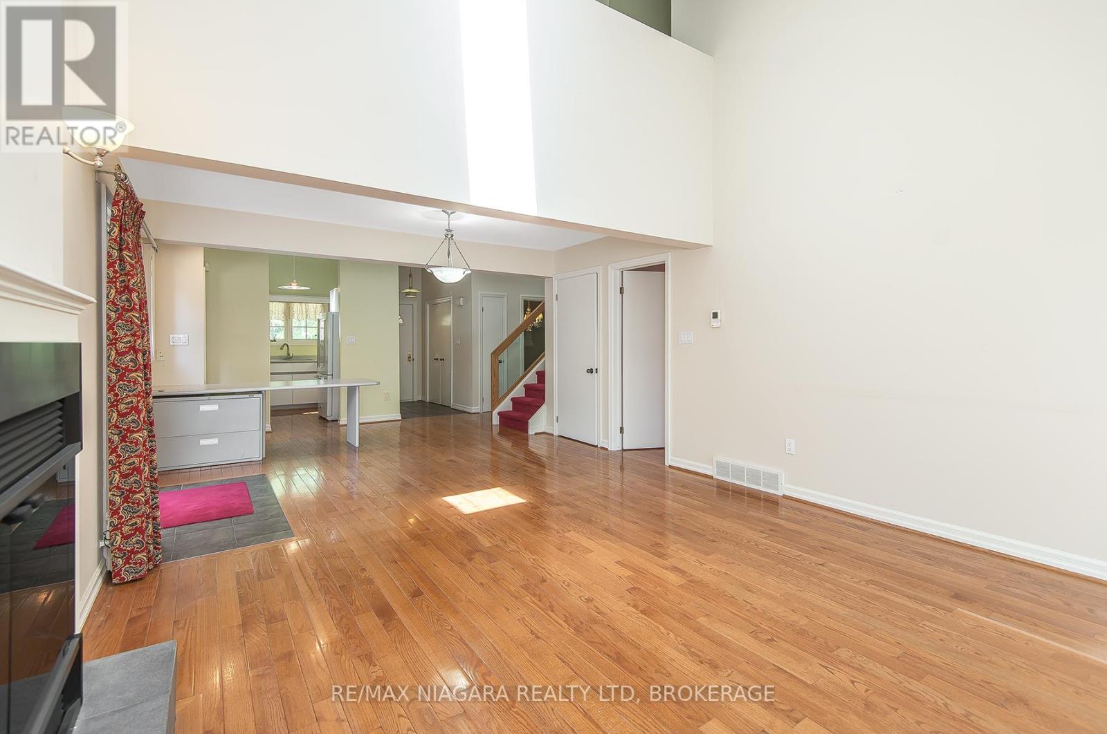 6254 GORE STREET - 9