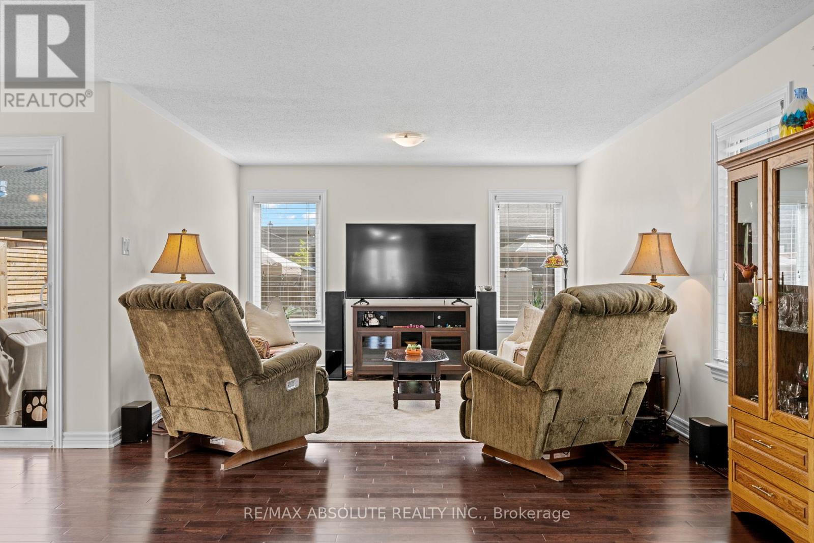 17 ALLAN BOND COURT - 8