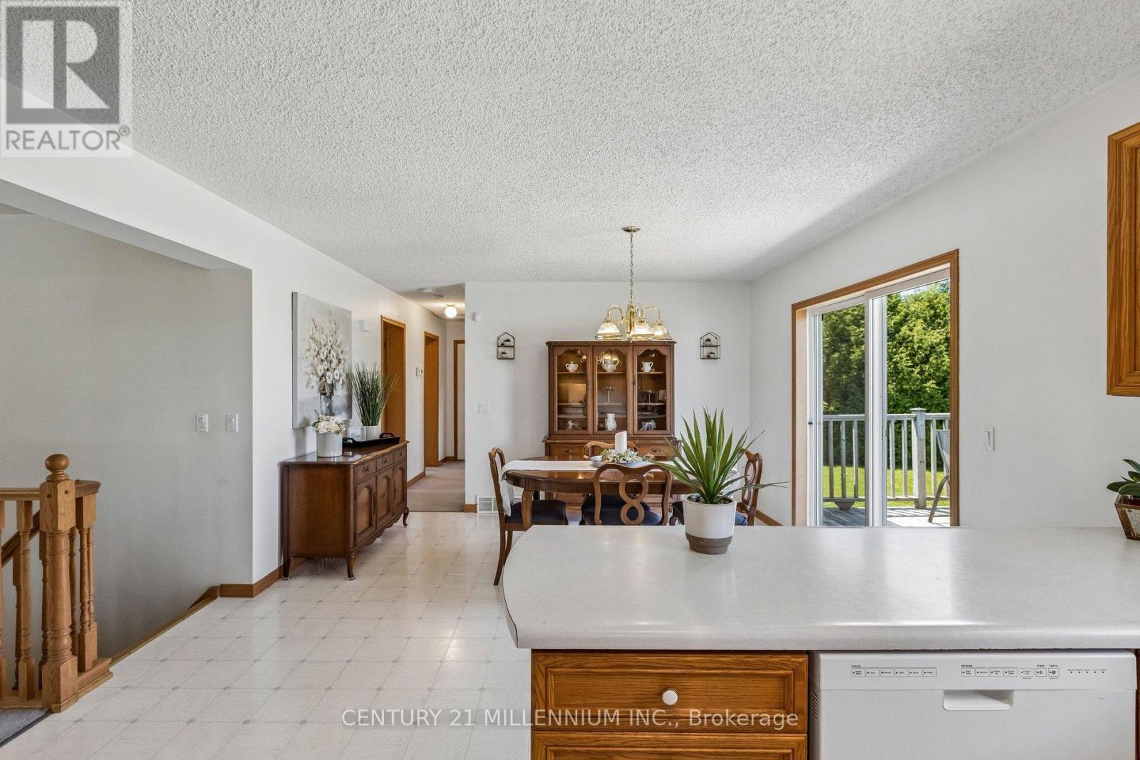 193280 AMARANTH EAST LUTHER TOWNLINE - 14