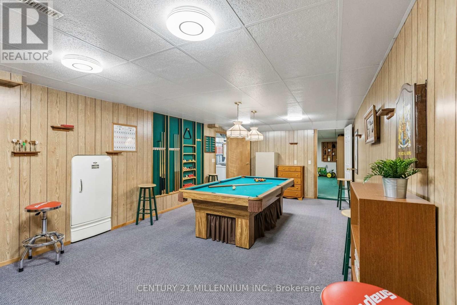 193280 AMARANTH EAST LUTHER TOWNLINE - 31