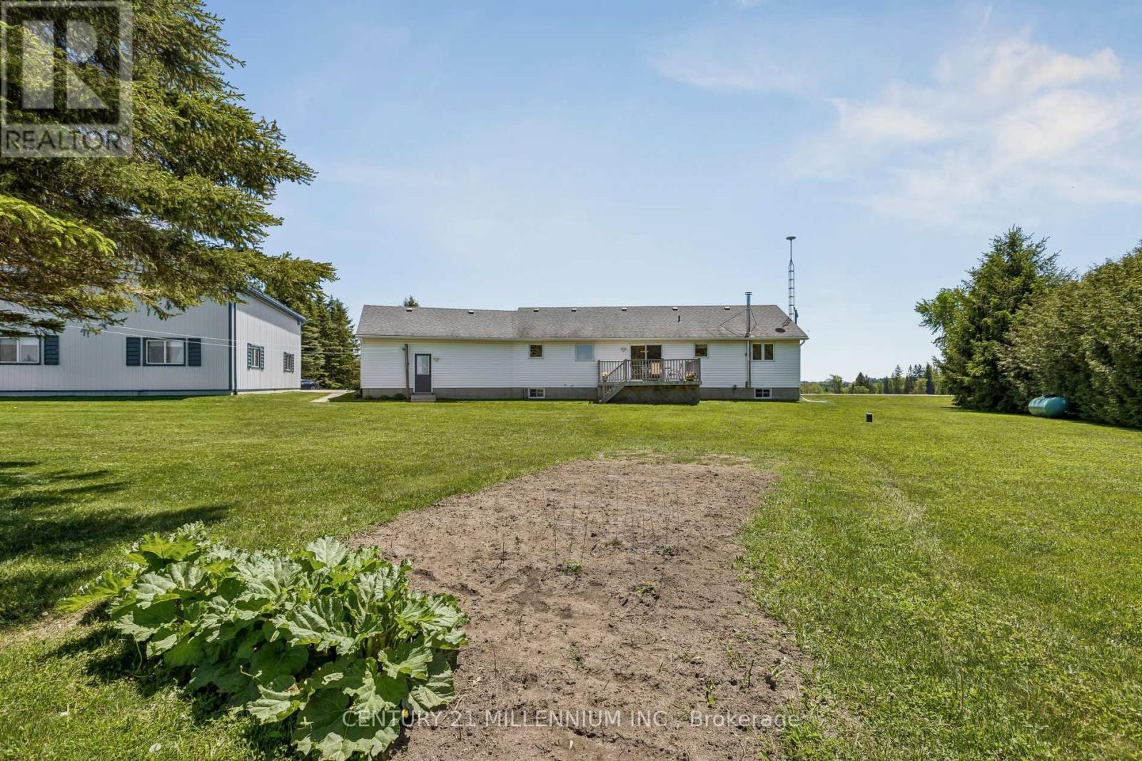 193280 AMARANTH EAST LUTHER TOWNLINE - 37