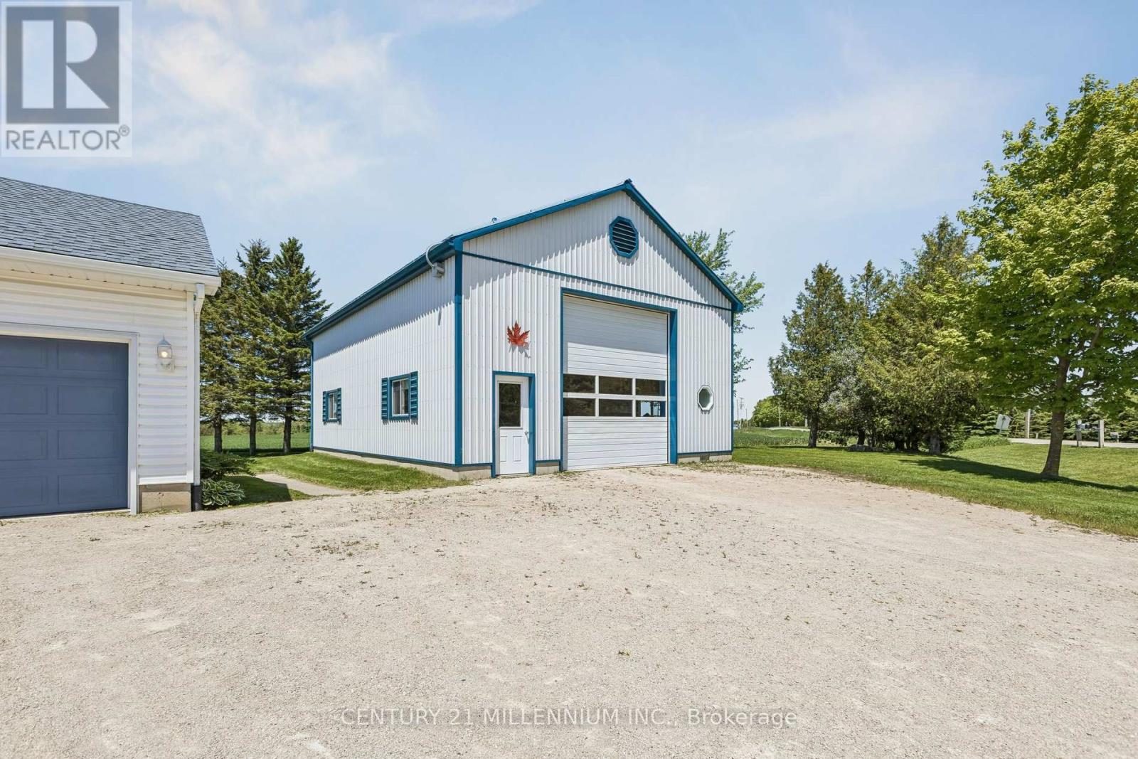 193280 AMARANTH EAST LUTHER TOWNLINE - 38
