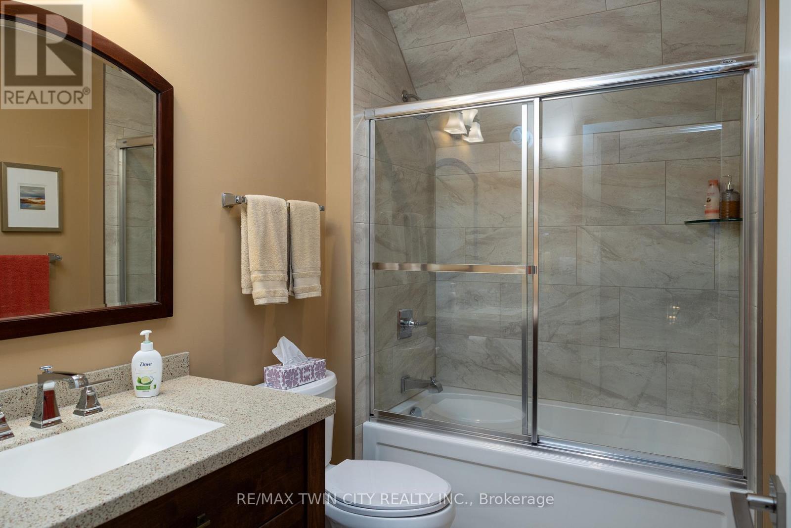 159 ST. MICHAELS STREET - 21