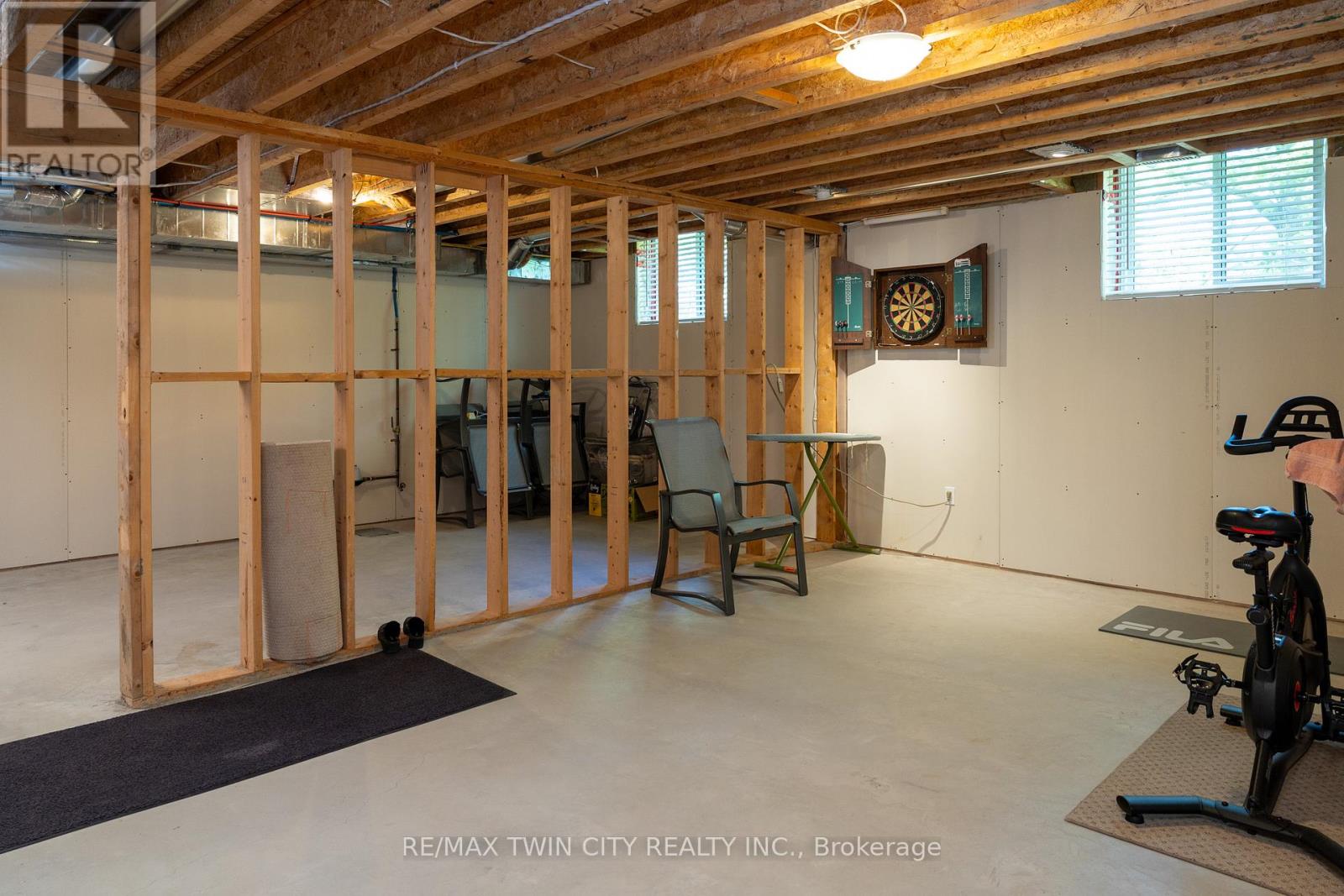 159 ST. MICHAELS STREET - 23